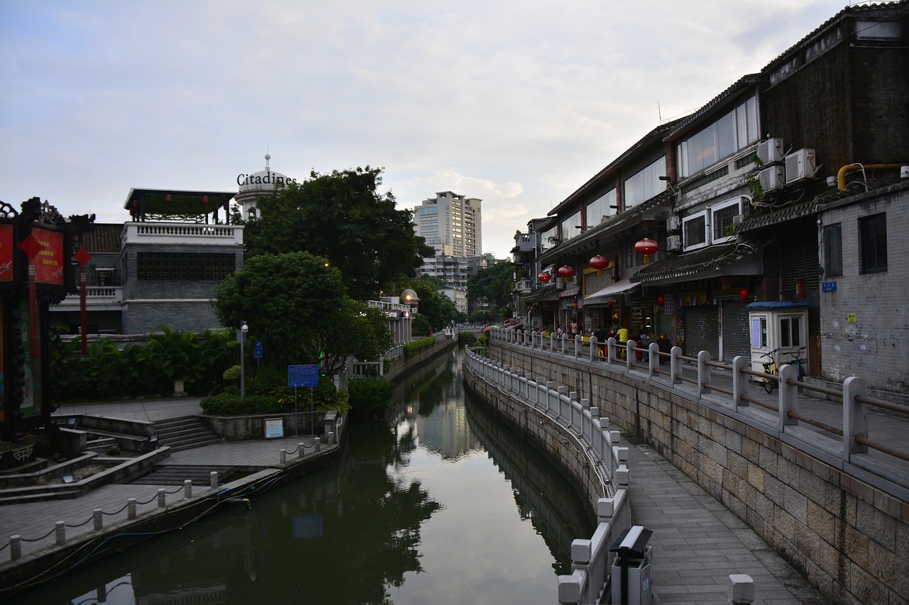 广东省广州市建桥村体育彩票店，梦想与希望的见证地